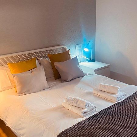 Plaza Andalucia Apartment -A 10Min Caminando Del Puente Romano Кордова Екстер'єр фото