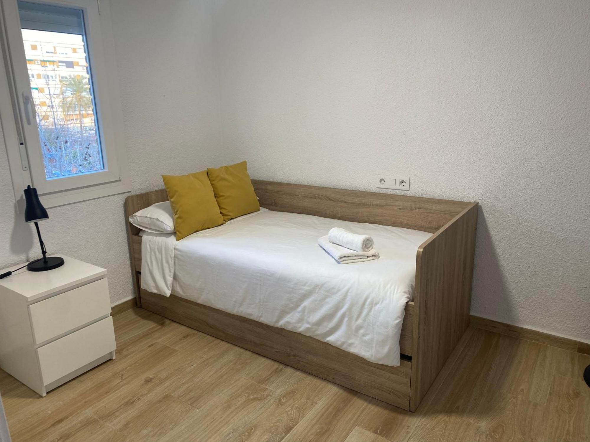 Plaza Andalucia Apartment -A 10Min Caminando Del Puente Romano Кордова Екстер'єр фото