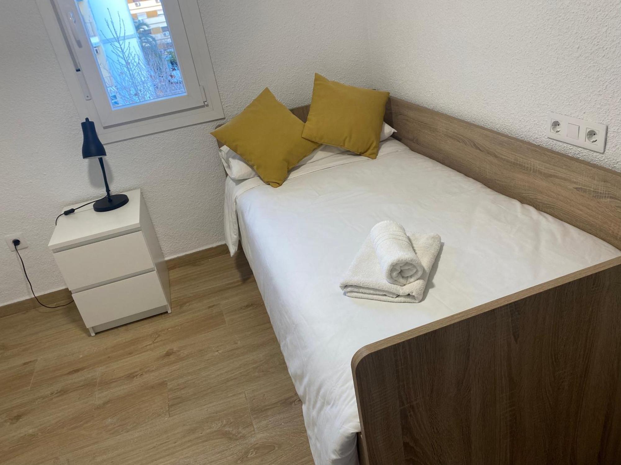 Plaza Andalucia Apartment -A 10Min Caminando Del Puente Romano Кордова Екстер'єр фото